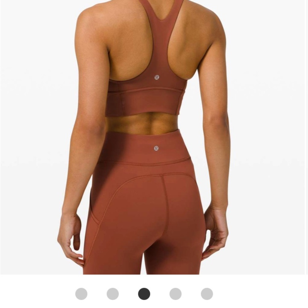 Lululemon bra size 6 - Picture 2 of 2